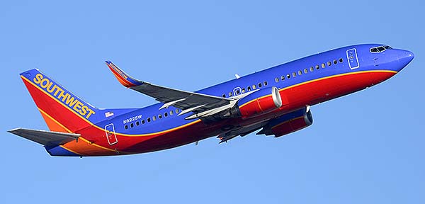 Southwest Boeing 737-3H4 N622SW, Phoenix Sky Harbor, December 22, 2014